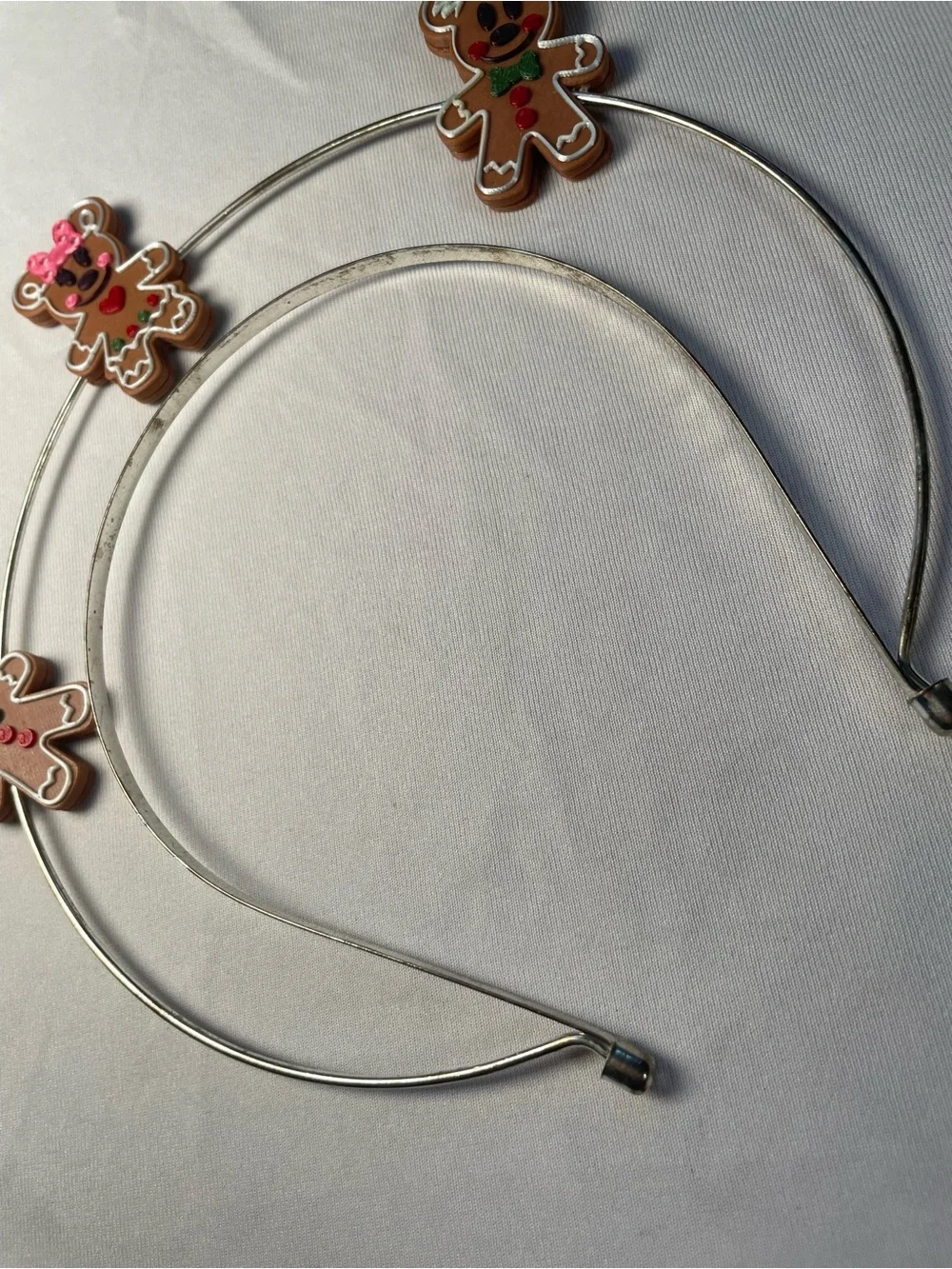 Mickey And Minnie Gingerbread Halo Headband & Snowflake Keychain Bundle Disney